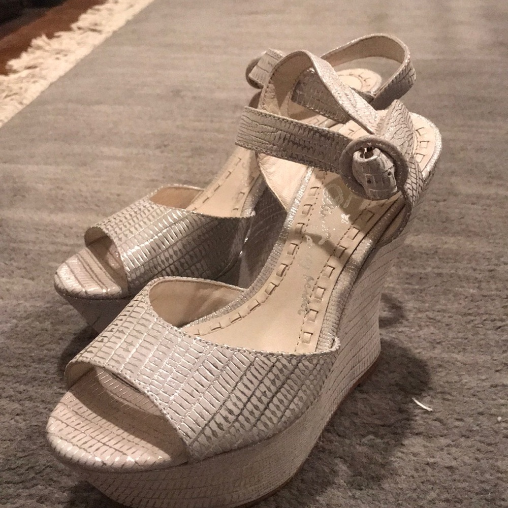 ALICE & OLIVIA Silver Wedge Sandal